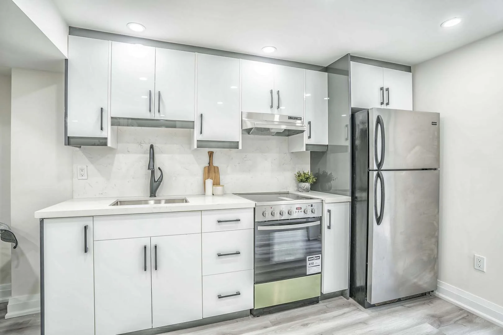 Queen Kitchens project